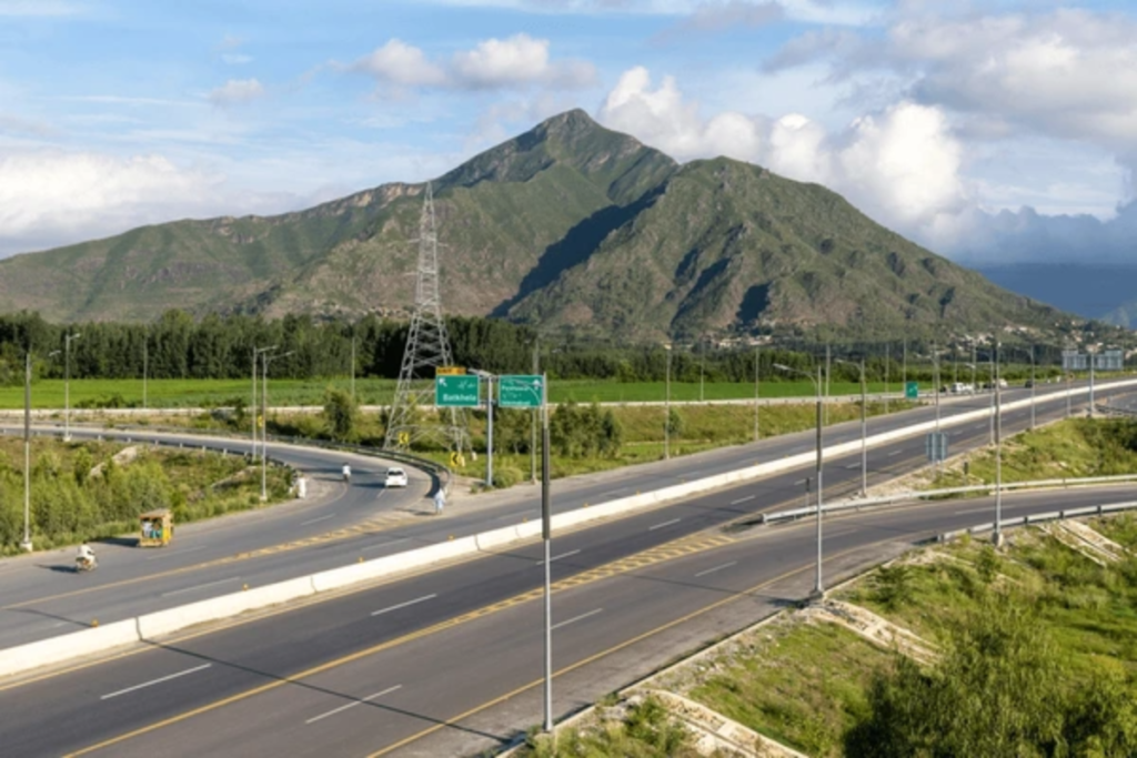 M16 Motorway Pakistan