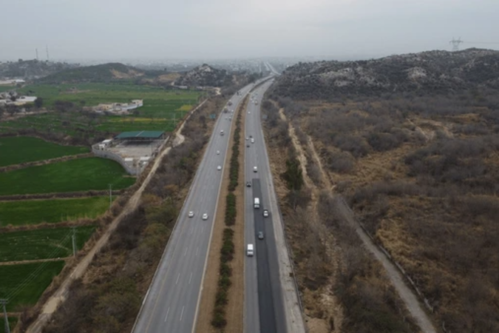 M1 Motorway Pakistan